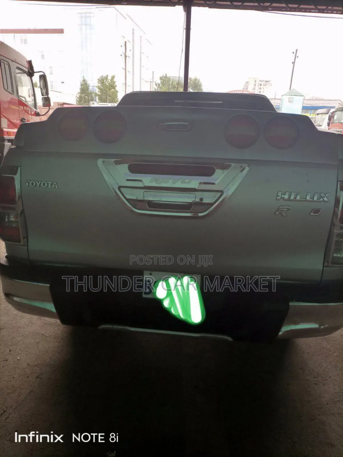 Toyota Hilux 2021 Silver