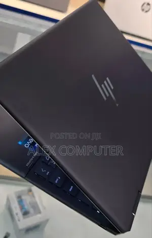 New Laptop HP Spectre 13 16GB Intel Core I7 SSD 1T