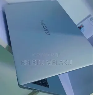 New Laptop Huawei Matebook D 15 8GB Intel Core I5 SSD 512GB