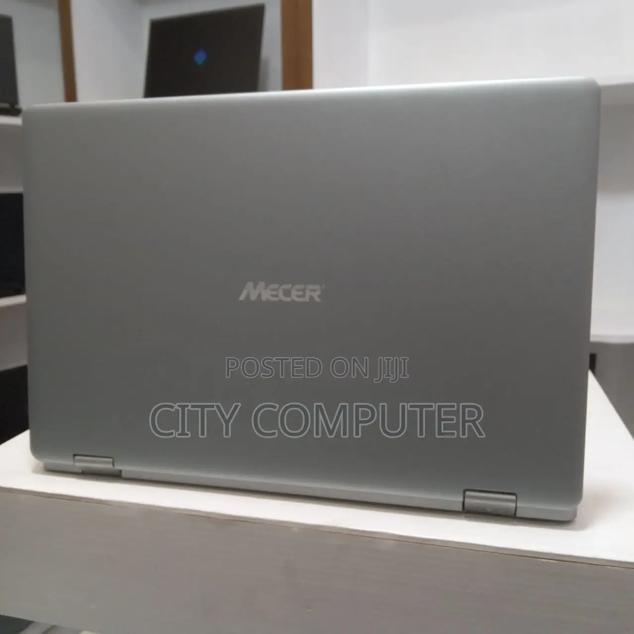 New Laptop Mecer MyLife Z140c-Ultra-S 4GB Intel Core I5 SSD 512GB