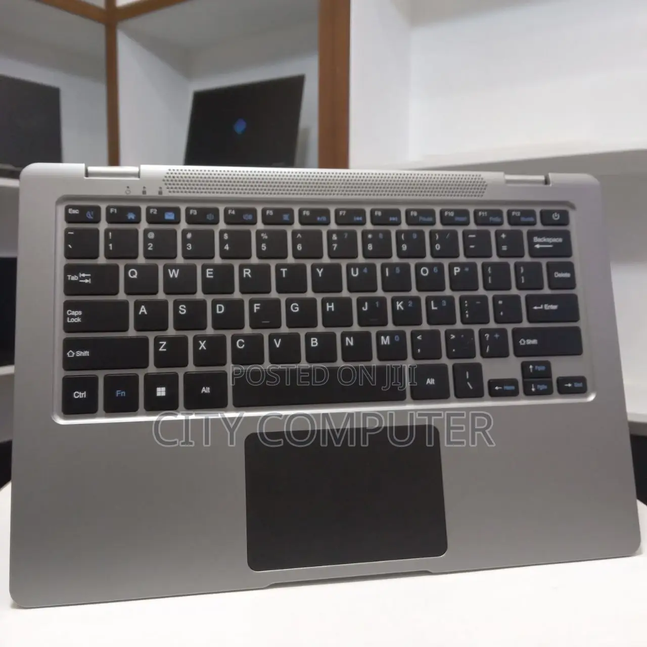 New Laptop Mecer MyLife Z140c-Ultra-S 4GB Intel Core I5 SSD 512GB