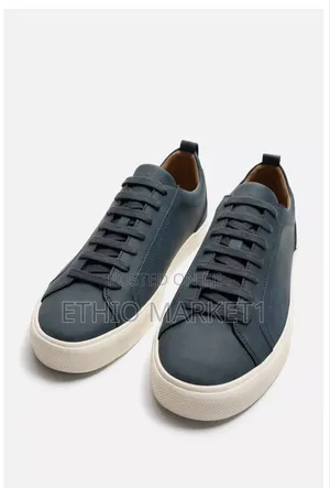 Photo - Zara Men's Original Sneakers