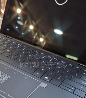 Photo - New Laptop Dell Latitude 9440 32GB Intel Core Ultra 7 SSD 512GB