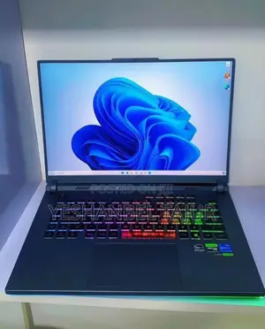 New Laptop Asus ROG Strix G16 G614 16GB Intel Core i7 SSD 1T