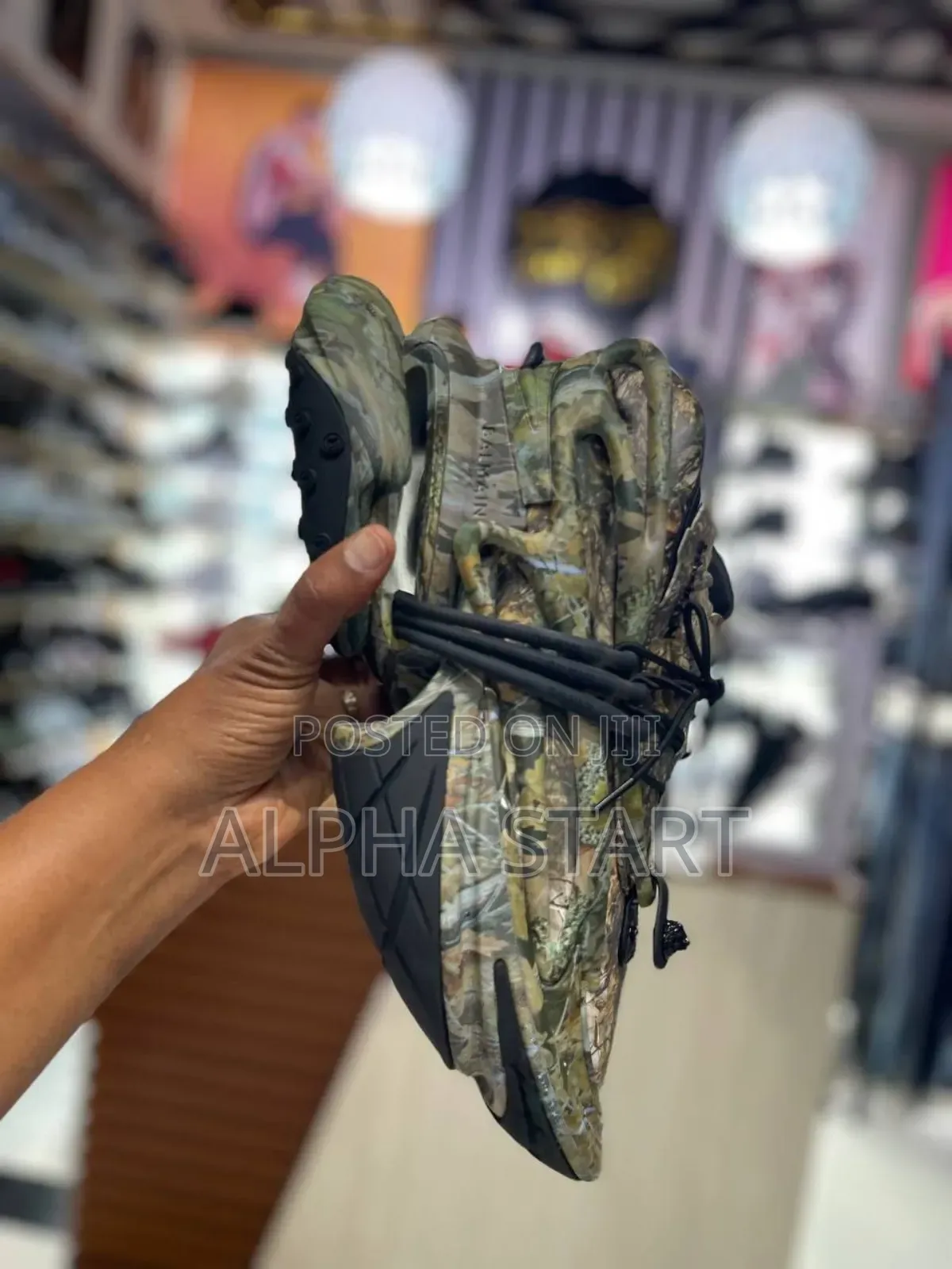 Balmain Sneakers Premium Quality 
New Arrival 