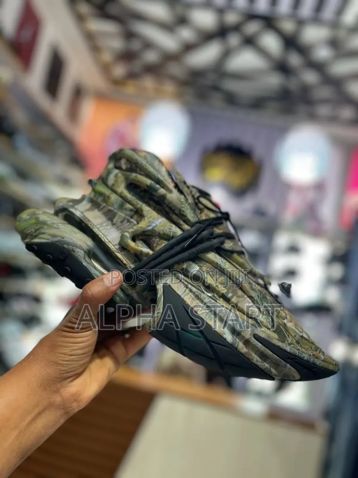 Balmain Sneakers Premium Quality 
New Arrival 