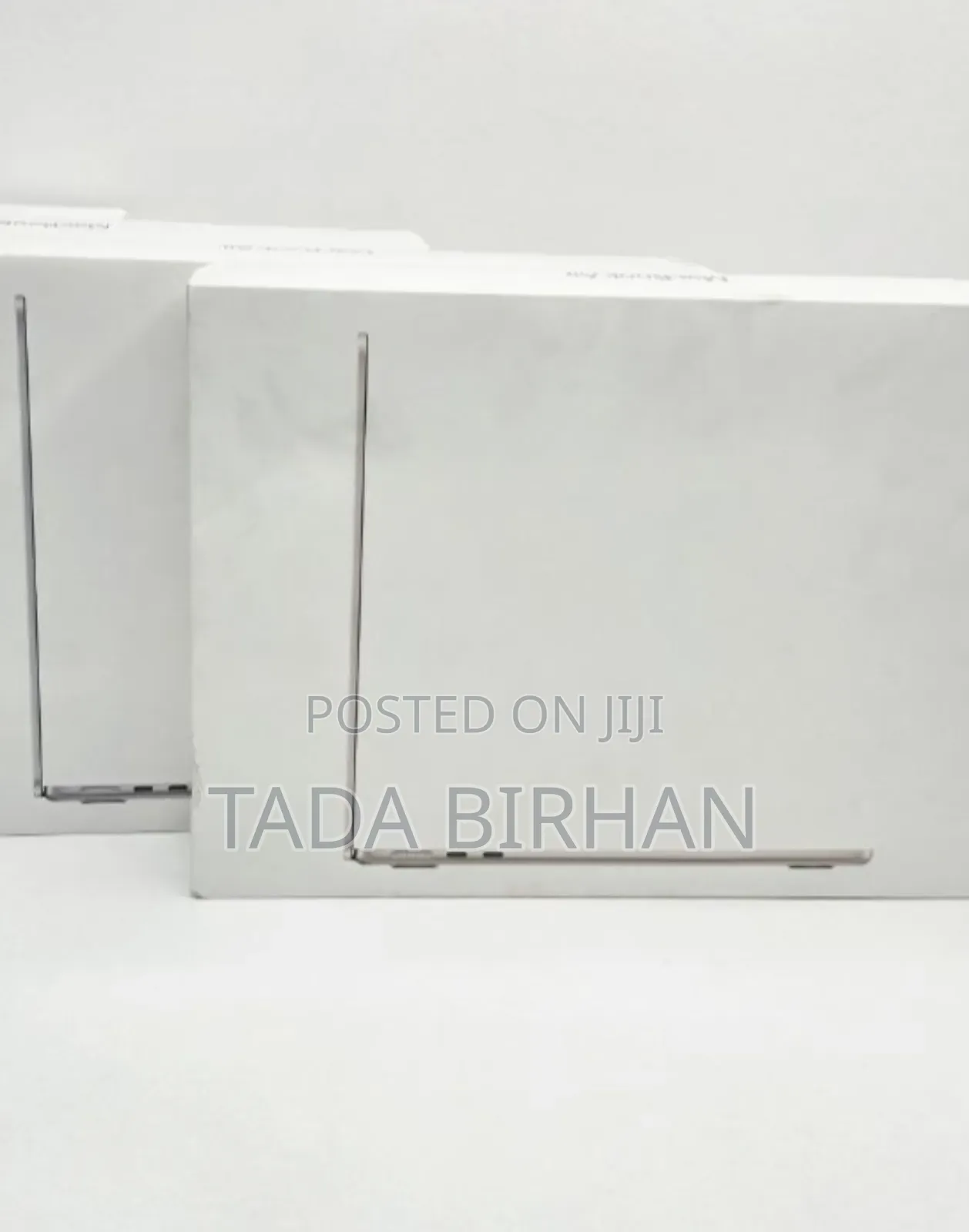 New Laptop Apple MacBook Air 2025 M4 13-Inch 16GB Apple M4 SSD 256GB