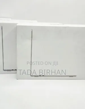 New Laptop Apple MacBook Air 2025 M4 13-Inch 16GB Apple M4 SSD 256GB