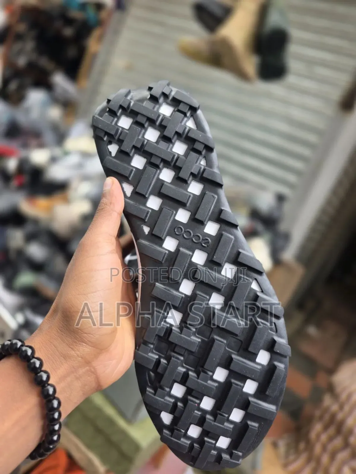 Ecco Premium Quality 
New Arrival Snaekers 
Size #40#41#42