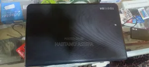 Laptop Toshiba Satellite C850 4GB Intel Core I3 HDD 500GB