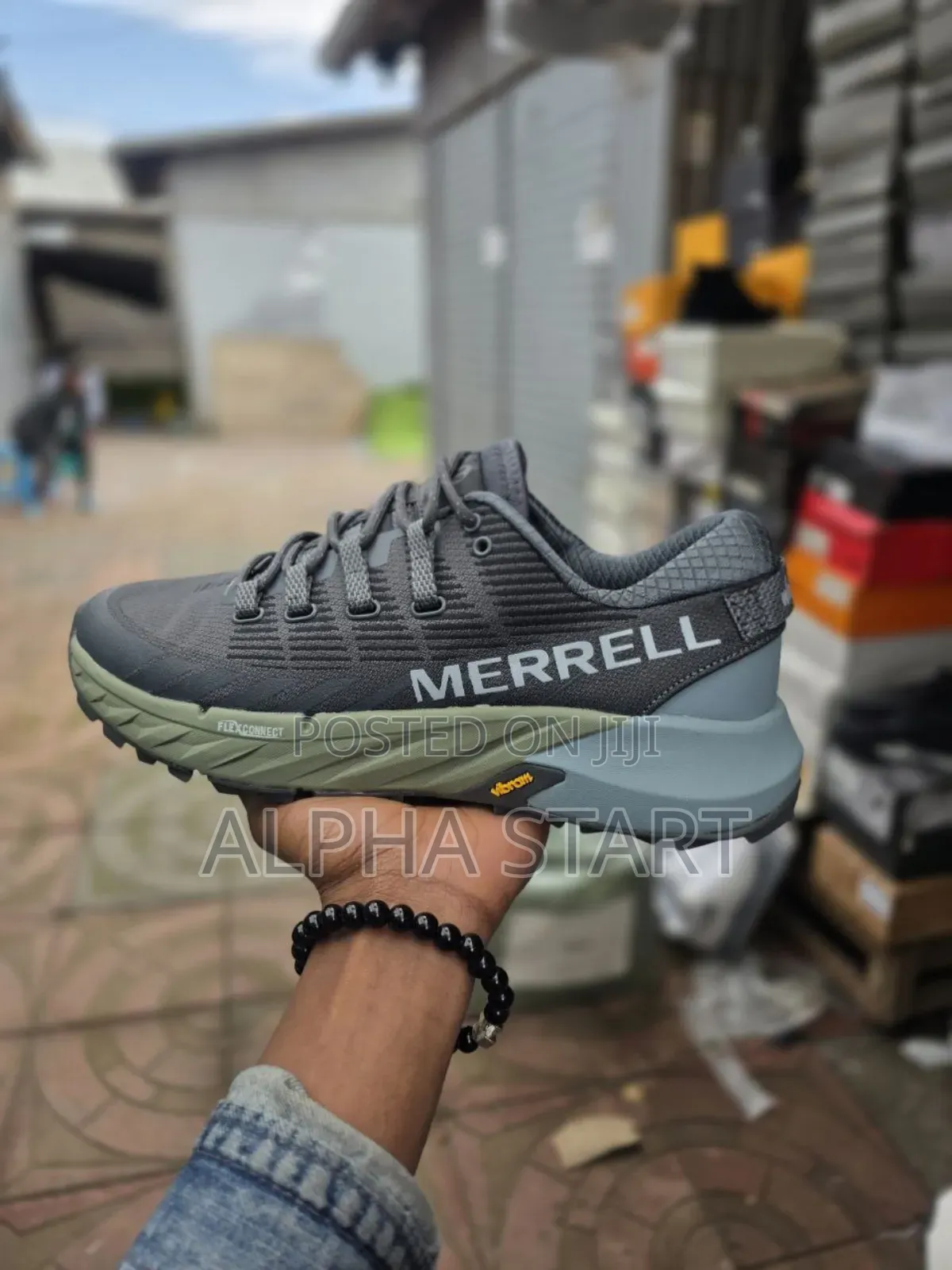 Merrel Smooth Sneakers Premium Quality New Arrival Quality New Arriv