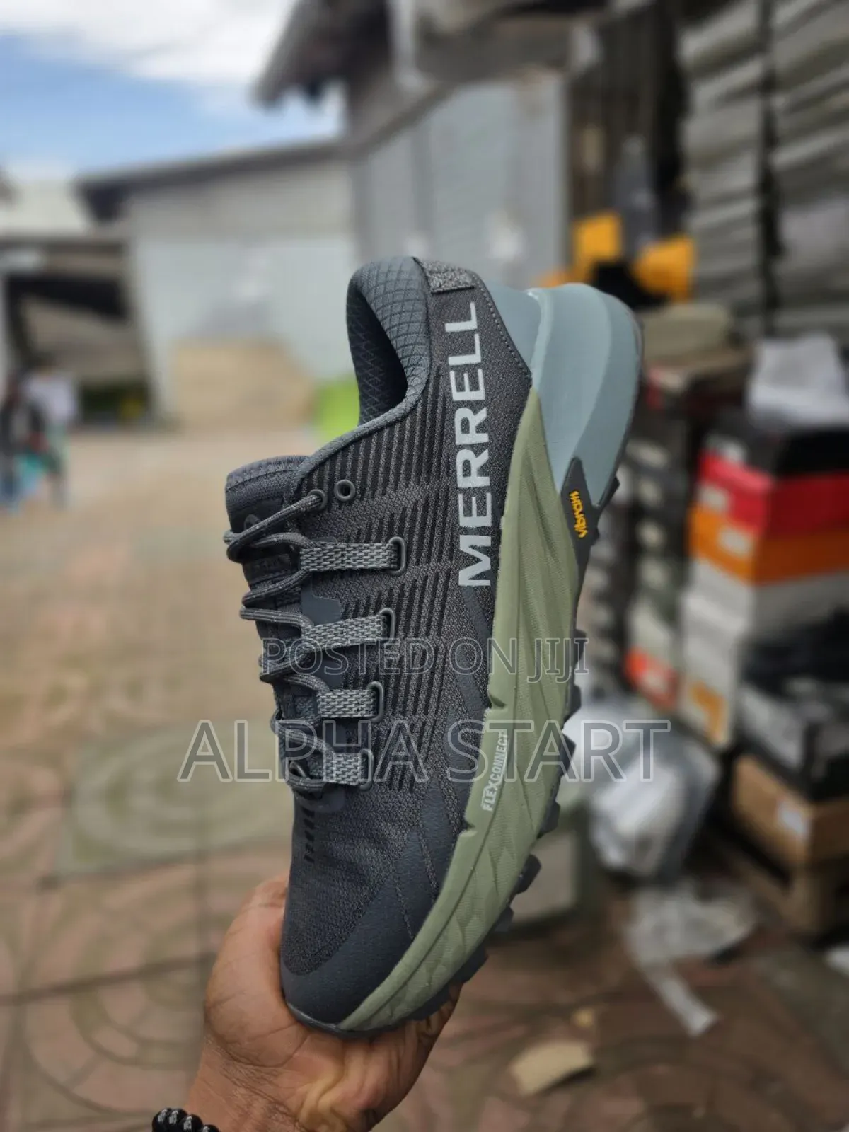 Merrel Smooth Sneakers Premium Quality New Arrival Quality New Arriv