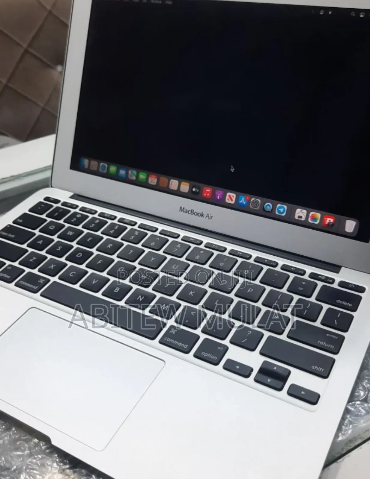 New Laptop Apple MacBook Air 2015 4GB Intel Core I5 SSD 128GB