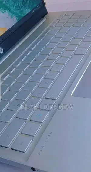 New Laptop HP Pavilion 15 8GB Intel Core I5 SSD 512GB