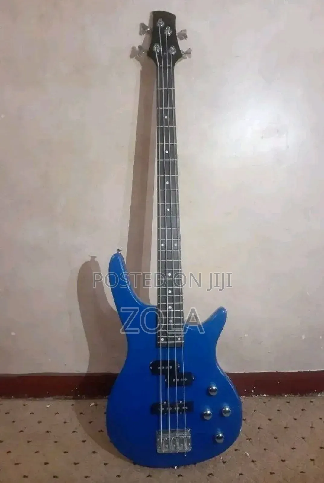 Ibanze Base Guitar 4 String