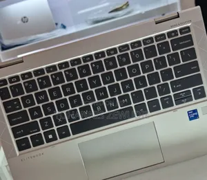 New Laptop HP EliteBook 830 G8 32GB Intel Core I7 SSD 512GB