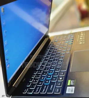 New Laptop Acer Predator Helios 300 16GB Intel Core I7 SSD 1T