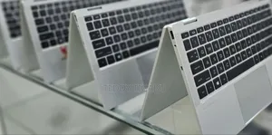 Photo - New Laptop HP Spectre 16GB Intel Core I7 SSD 512GB