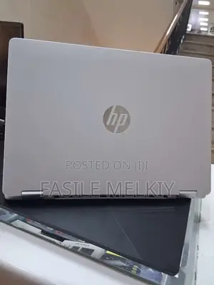 New Laptop HP OmniBook 5 Flip 16GB Intel Core I7 SSD 512GB