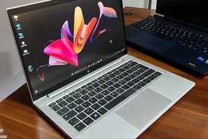 New Laptop HP EliteBook 835 G7 16GB AMD Ryzen 5 SSD 512GB