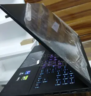 New Laptop HP Omen 16 16GB Intel Core I9 SSD 48GB