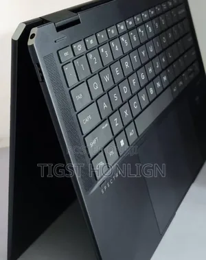 New Laptop HP Spectra 13 16GB Intel Core Ultra 7 SSD 1T