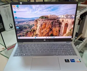 New Laptop HP Stream Notebook 16GB Intel Core I7 SSD 1T