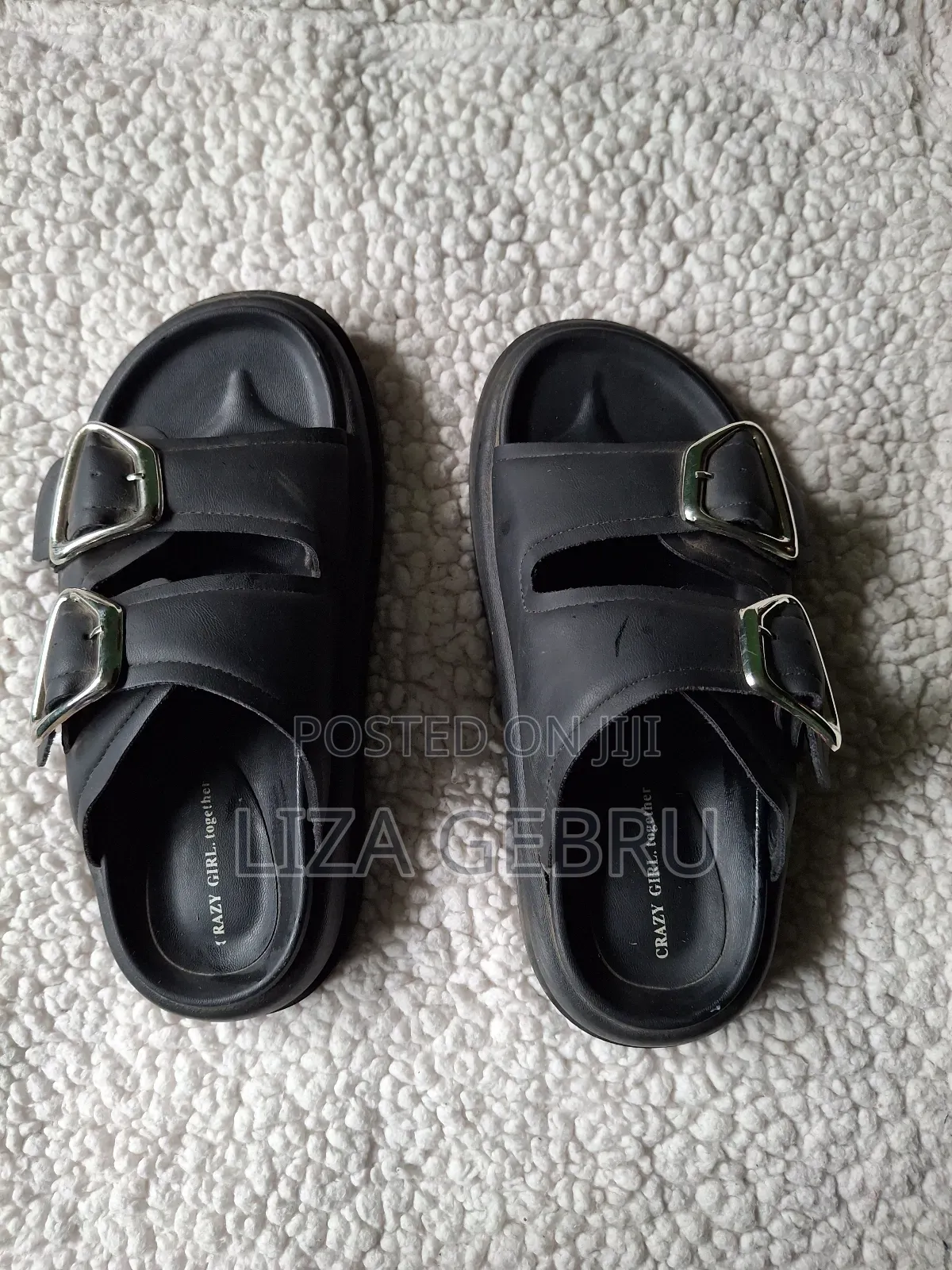 Slightly Used Like New Qualk4shoes for Sell. Size 36,37