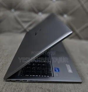 New Laptop HP ZBook Studio 32GB Intel Core I7 SSD 1T