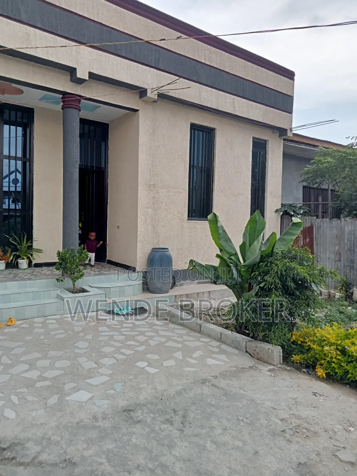 Furnished 3bdrm House in ኦሮሚያ ዱከም ክ/ከተማ, Oromia-Finfinne for sale