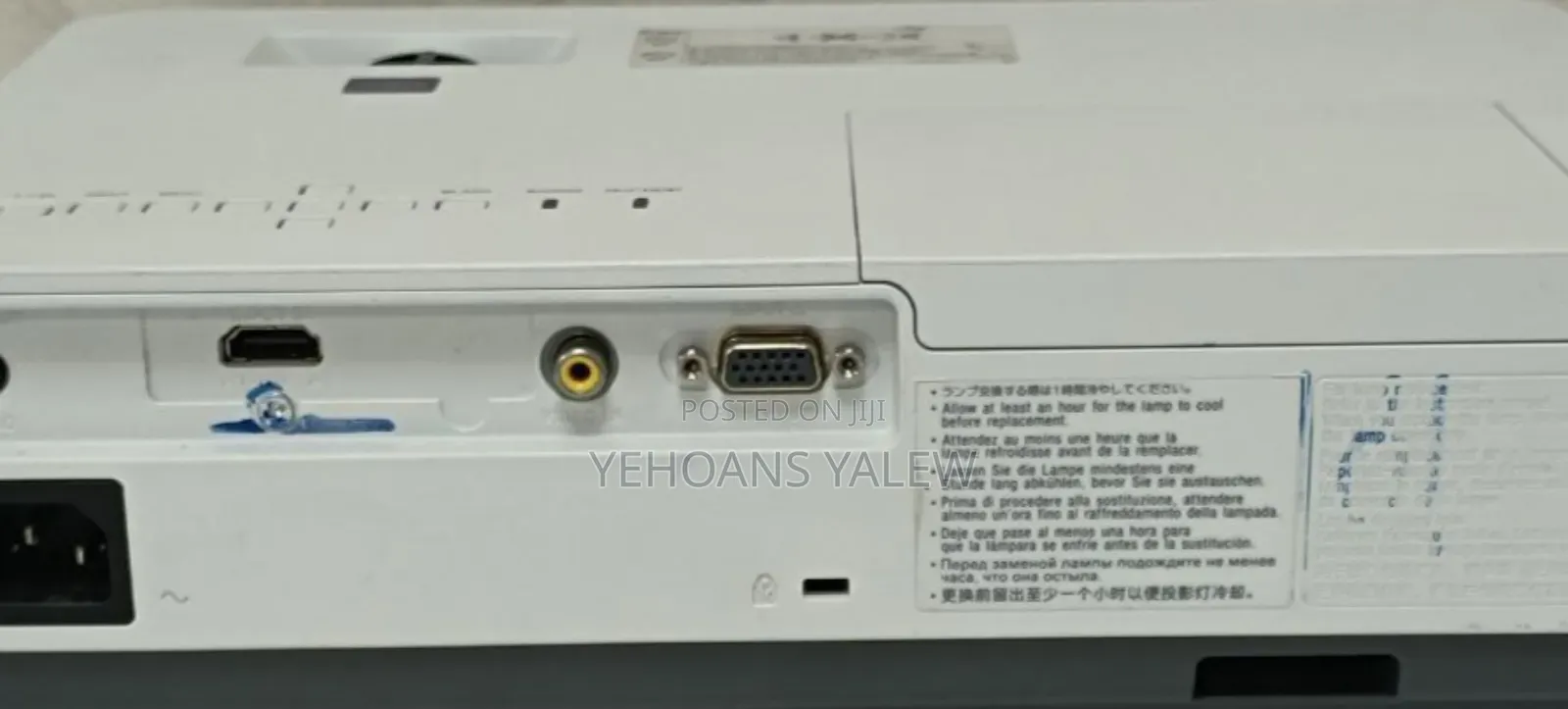 Sony VPL-Dx221 Projector 
2 Pieces Available 
Resolution :1024 X 7