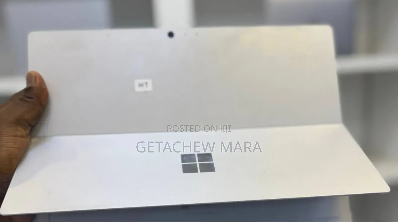 New Laptop Apple MacBook Pro M1 8GB Intel Core I5 SSD 128GB