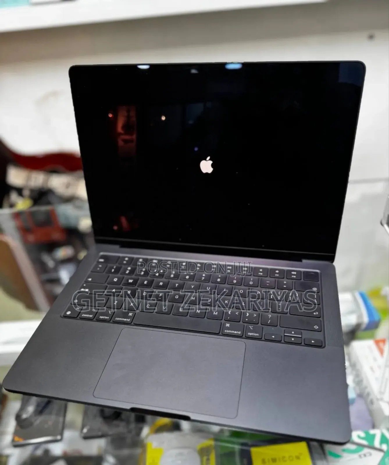 New Laptop Apple MacBook Pro 2024 M4 14-Inch 16GB Apple M4 Pro SSD 1T