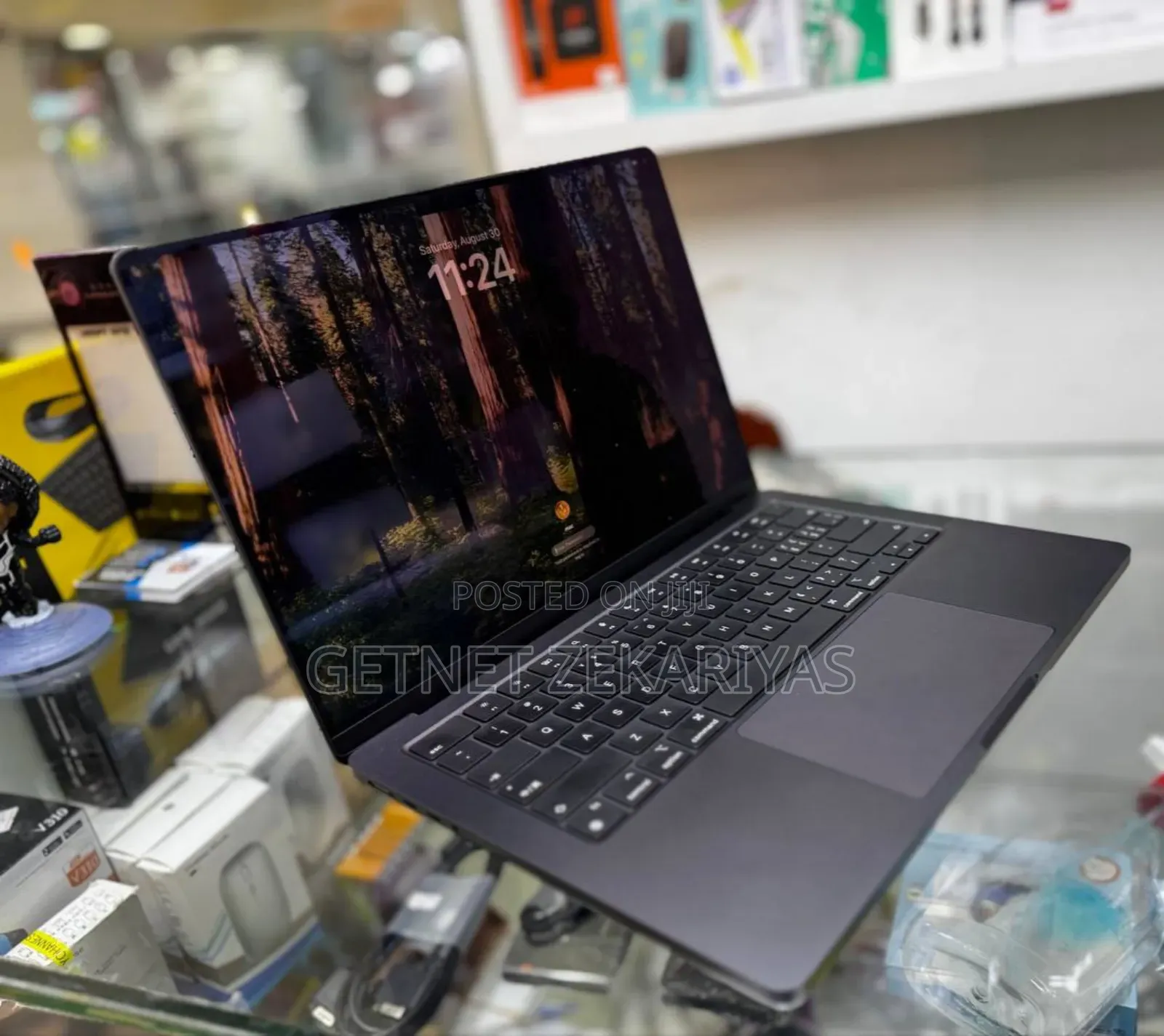 New Laptop Apple MacBook Pro 2024 M4 14-Inch 16GB Apple M4 Pro SSD 1T