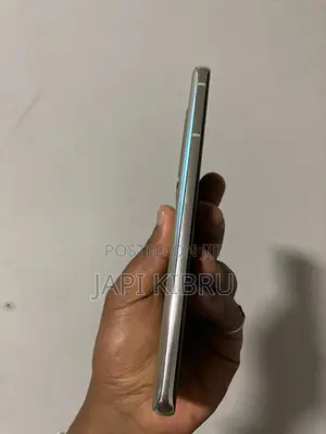 New Samsung Galaxy S21 Ultra 5G 256 GB