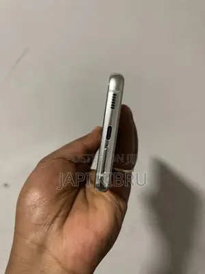 New Samsung Galaxy S21 Ultra 5G 256 GB