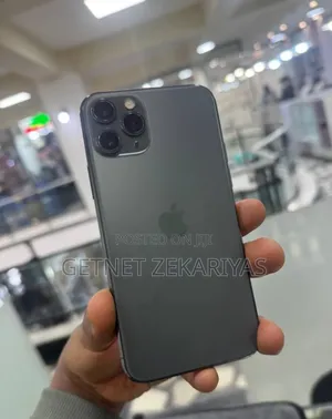 Photo - New Apple iPhone 15 Pro 128 GB