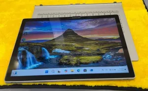 Photo - New Laptop Apple MacBook 8GB Intel Core I5 SSD 256GB