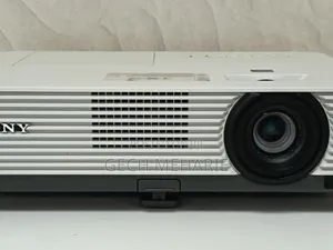 Sony VPL-Dx221 Projector 
2 Pieces Available 
Resolution :1024 X 7