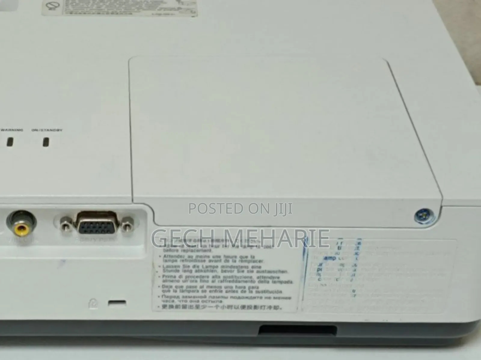 Sony VPL-Dx221 Projector 
2 Pieces Available 
Resolution :1024 X 7