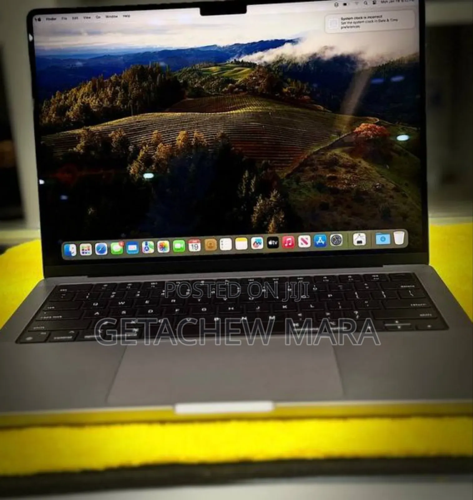 New Laptop Apple MacBook 8GB Intel SSD 512GB