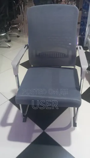 Photo - Gust Chair (Silver Couler)