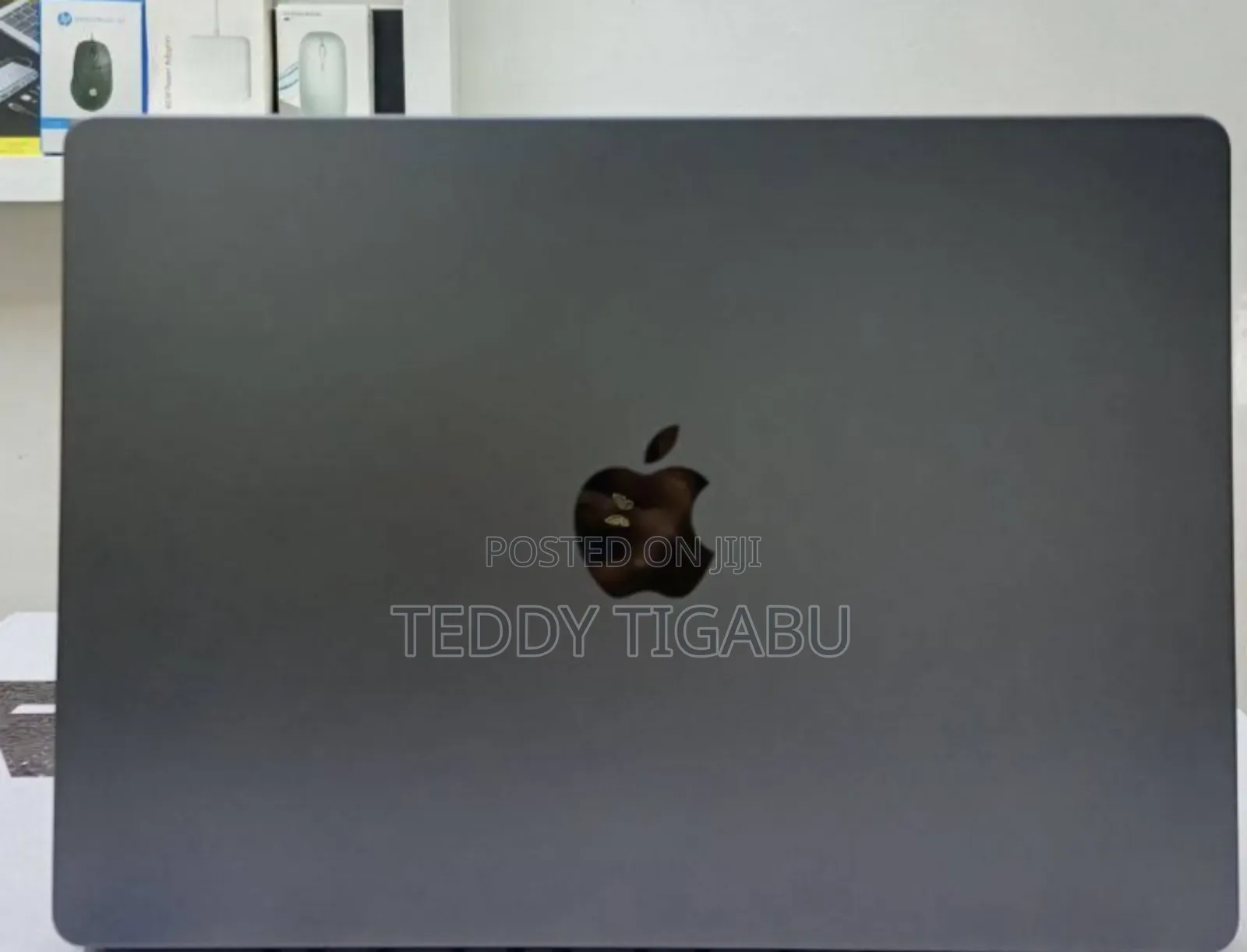 New Laptop Apple MacBook Pro 16GB Apple M4 SSD 1T