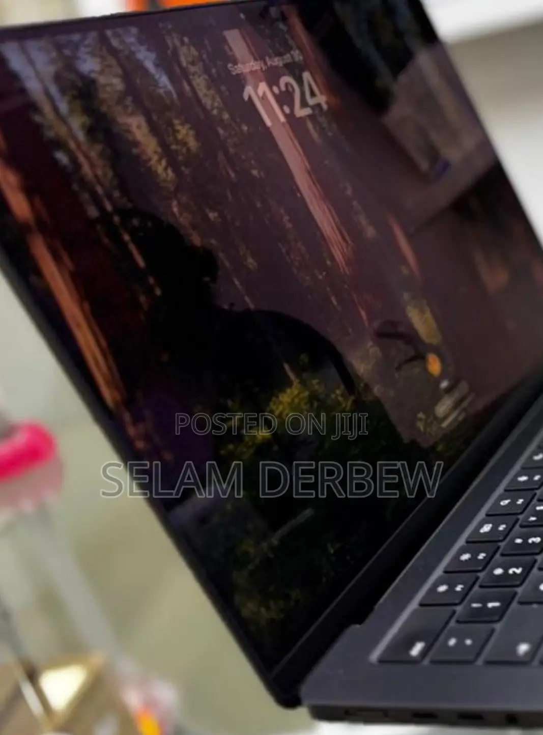 New Laptop Apple MacBook Pro 2024 M4 14-Inch 16GB Apple M4 SSD 1T