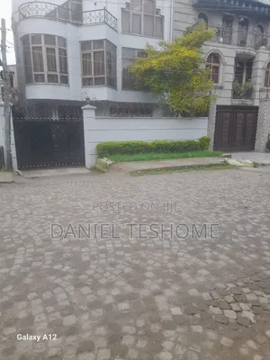 ዘመናዊ G+1 የሚሸጥ ቤት