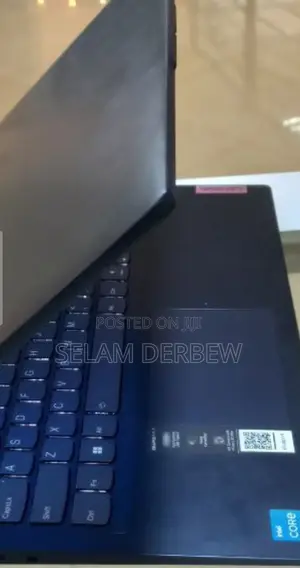 New Laptop Lenovo Ideapad 3 8GB Intel Core I3 SSD 256GB