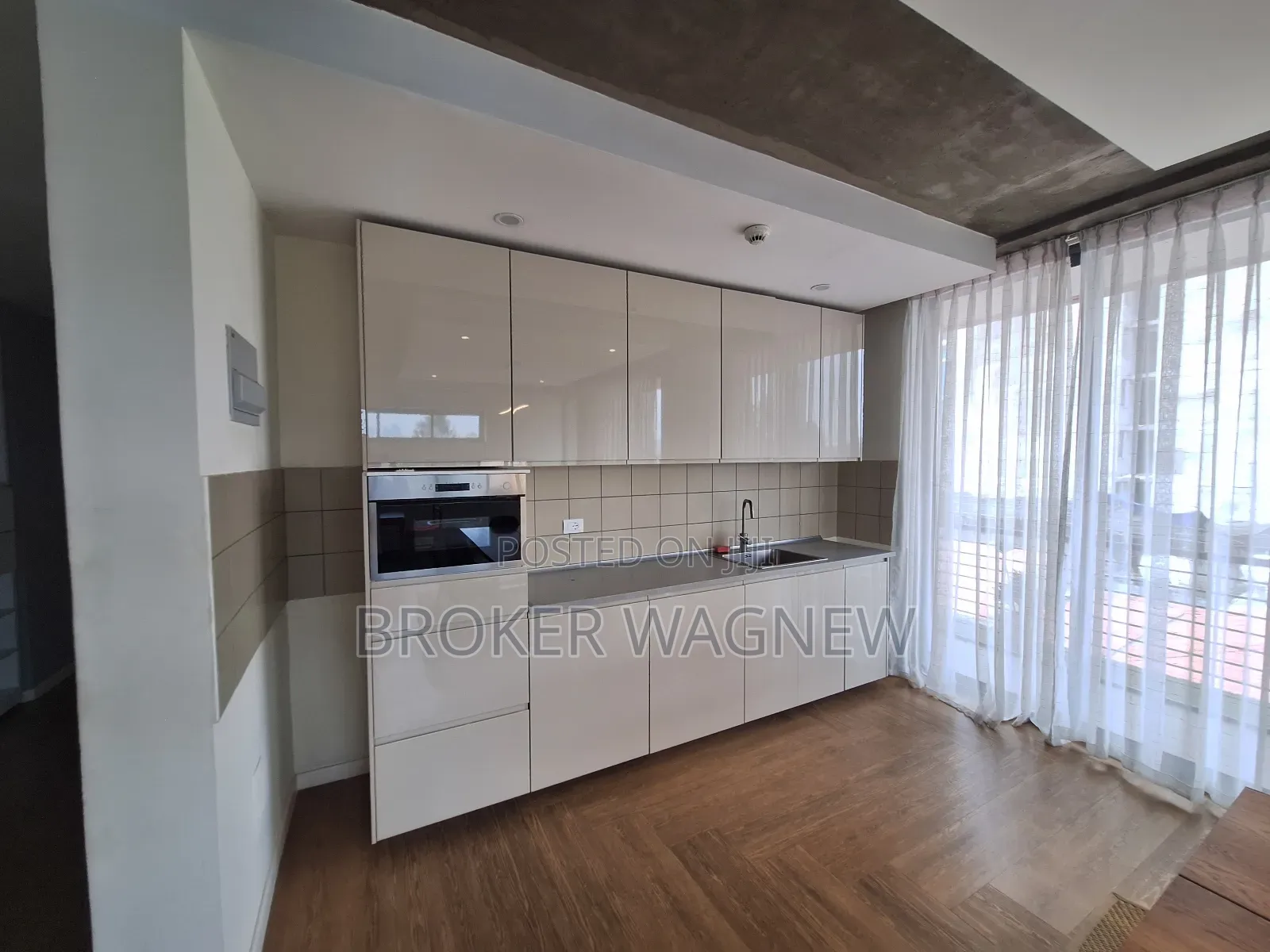 Furnished 3bdrm Apartment in Kirkos for rent