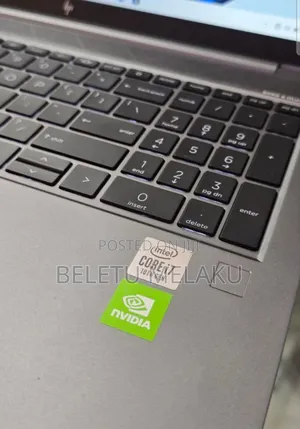 New Laptop HP ZBook Firefly 15 G7 32GB Intel Core I7 SSD 1T