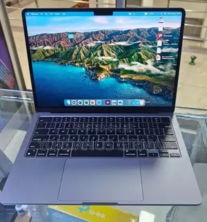 Photo - New Laptop Apple MacBook Air 2022 M2 8GB Intel Core I5 SSD 512GB