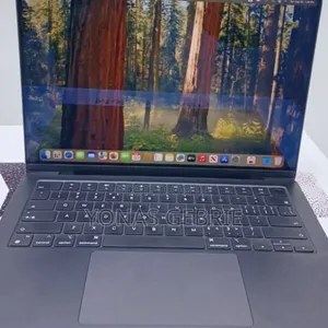 New Laptop Apple MacBook Pro 2024 M4 14-Inch 16GB Apple M4 SSD 1T